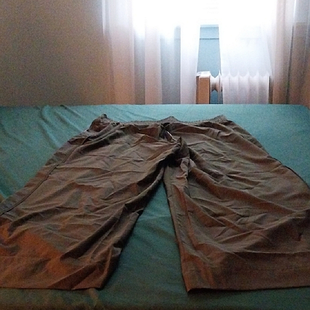 Old Navy Stretch Tech Wide Leg Pants - Picture 5 of 8